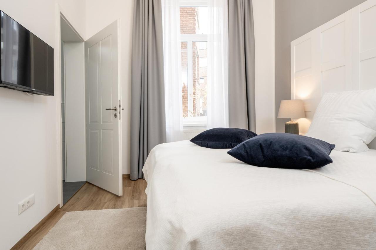 Hotel Markt 5 - Inmitten Der Luebbecker Altstadt, Kostenloser Parkplatz Direkt Am Hotel ลุบเบคเคอ ภายนอก รูปภาพ